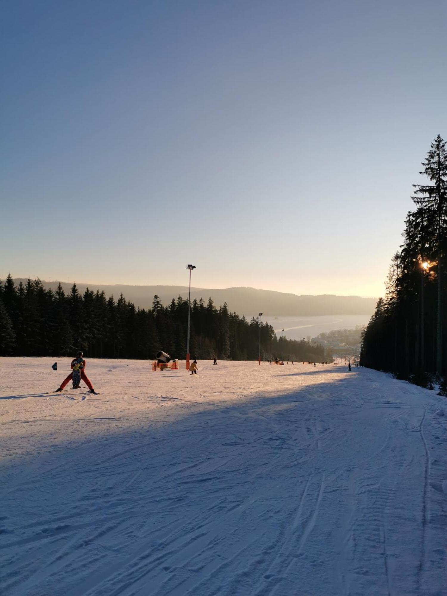 Apartman S Terasou A Vyhledem Na Jezero Lipno Kovarov ภายนอก รูปภาพ