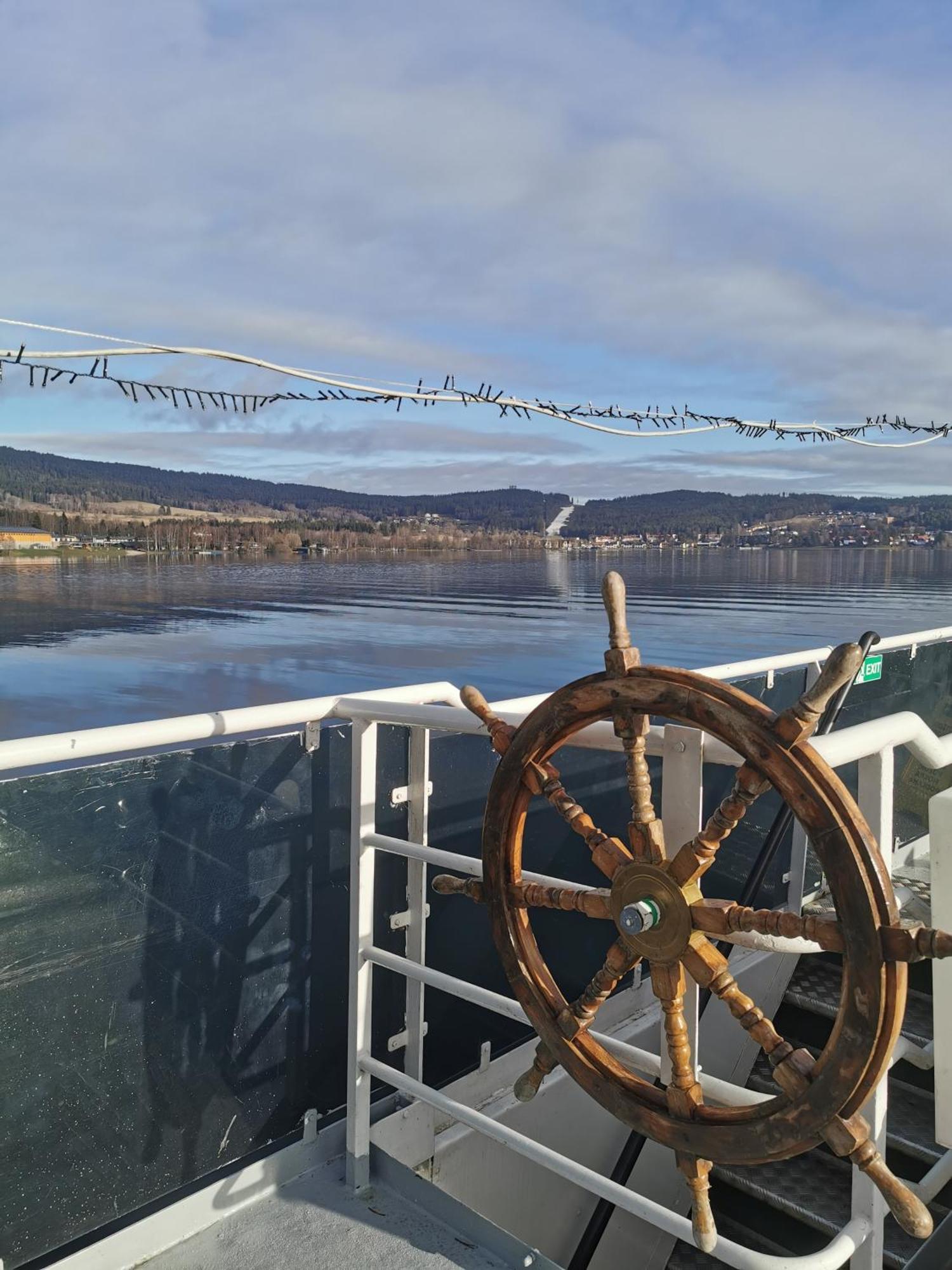 Apartman S Terasou A Vyhledem Na Jezero Lipno Kovarov ภายนอก รูปภาพ