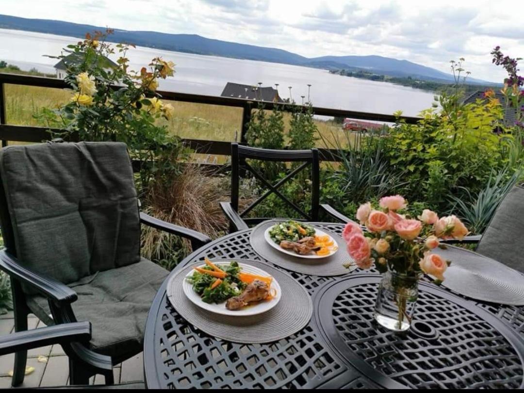 Apartman S Terasou A Vyhledem Na Jezero Lipno Kovarov ภายนอก รูปภาพ